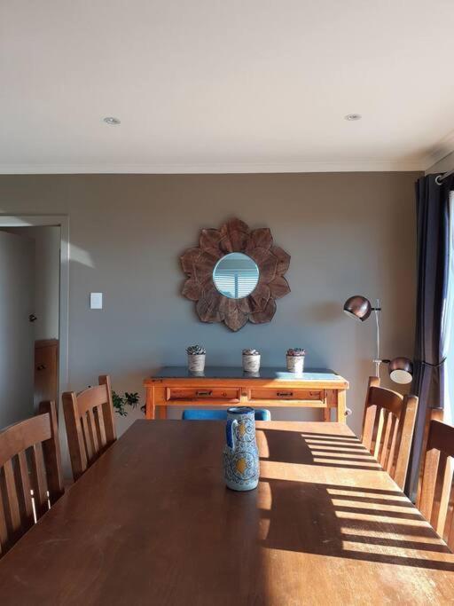 3 Bedroom Holiday Home In Prime Kaikoura Location! Exterior foto